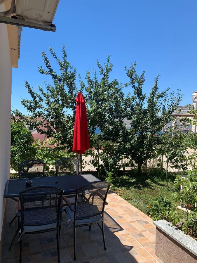 Studio Apartment Simi Trogir Exterior foto